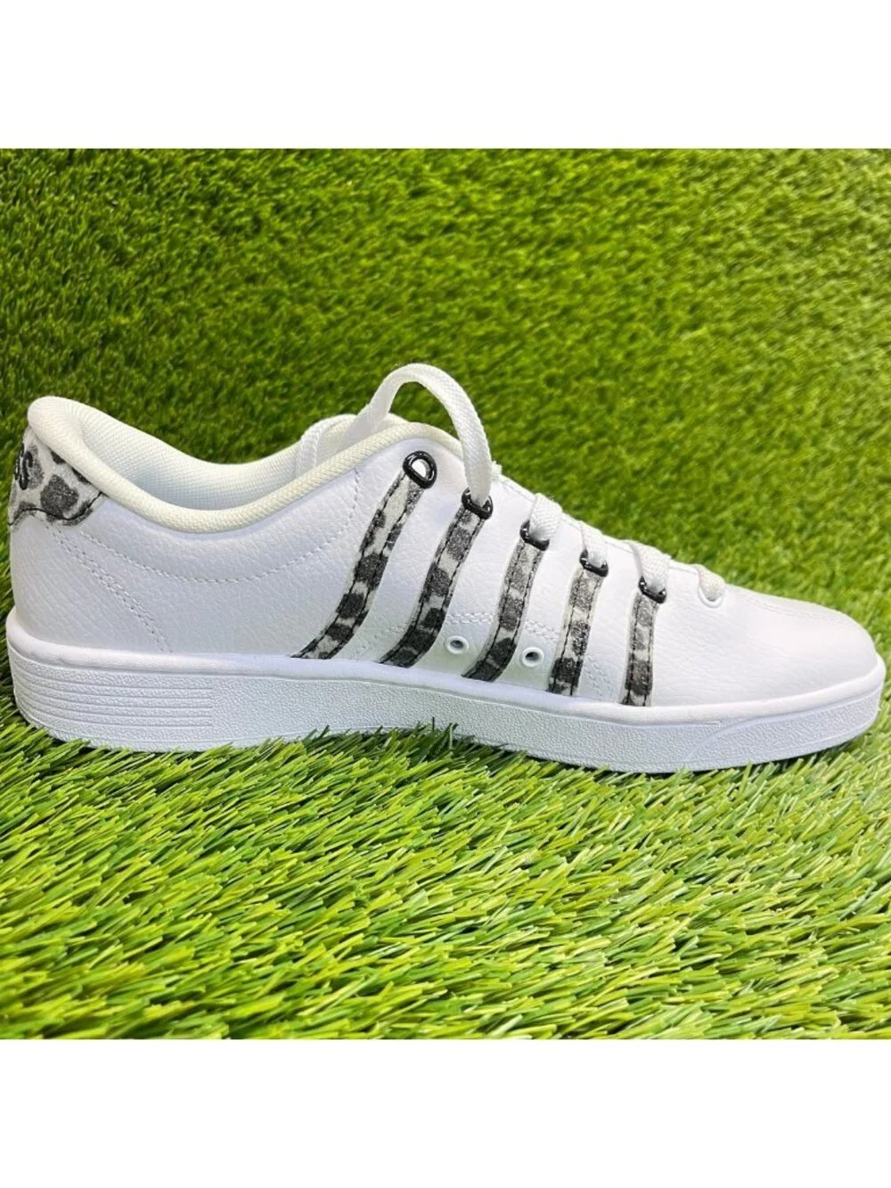 K-Swiss Court Pro II Leopard Womens Size 10 White Black Athletic Shoes Sneakers